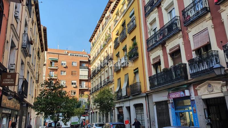 Foto d0ba6f54-c6ef-4742-adab-fbfa29b61002. Piso  en venta en Embajadores-Lavapiés Madrid