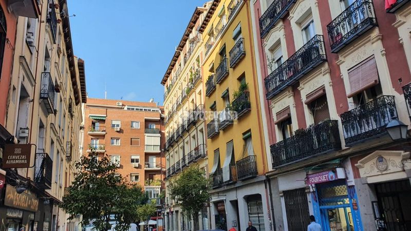 Foto a51bb123-8941-41cf-a29e-442930fa6d11. Piso  en venta en Embajadores-Lavapiés Madrid