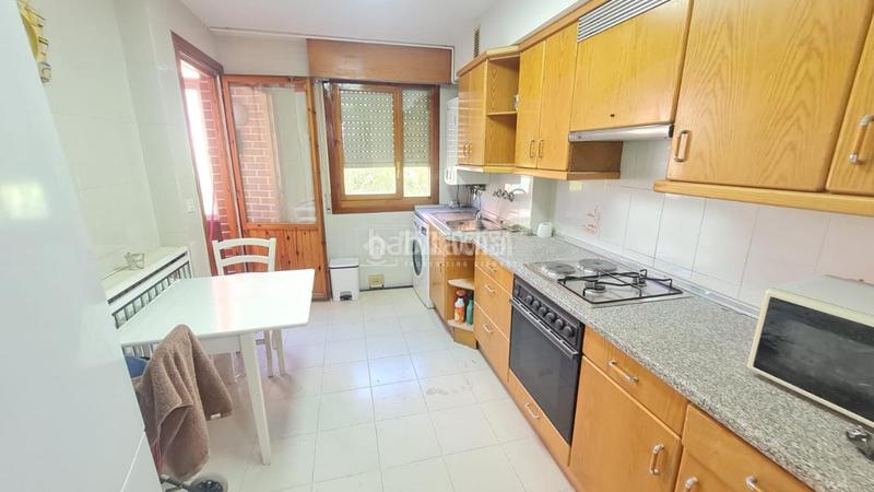 Foto 2a558658-d0d0-49e0-a26f-25b58e77dbc0. Casa bifamiliare con riscaldamento parcheggio in Salvador Allende Zaragoza