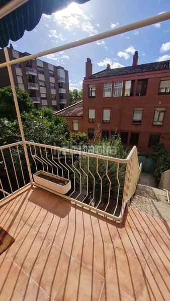 Foto c5348ac7-3bbc-4c41-99cd-820301516208. Casa bifamiliare con riscaldamento parcheggio in Salvador Allende Zaragoza