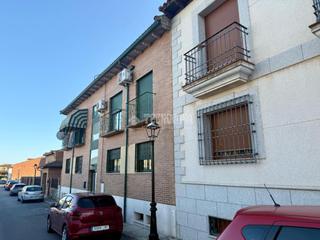 Pis  De la paz. Piso en venta en borox
