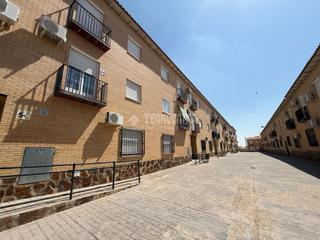 Pis  Av. de san luis. Piso en venta en yepes