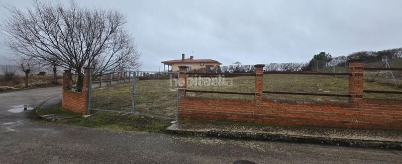 Foto d6ca3c23-b81e-4bc2-9907-d1857caa2756. Terreny residencial a Colmenar de Oreja