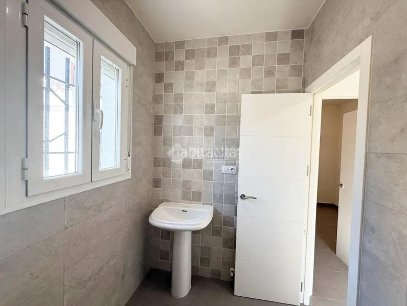 Foto eff85b84-4681-48e7-a17d-eff7dd16c8a8. Casa amb calefacció a Yepes