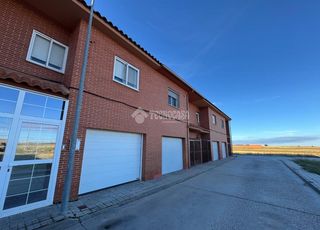 Towny house  C. lope de vega. Casa en venta en yepes