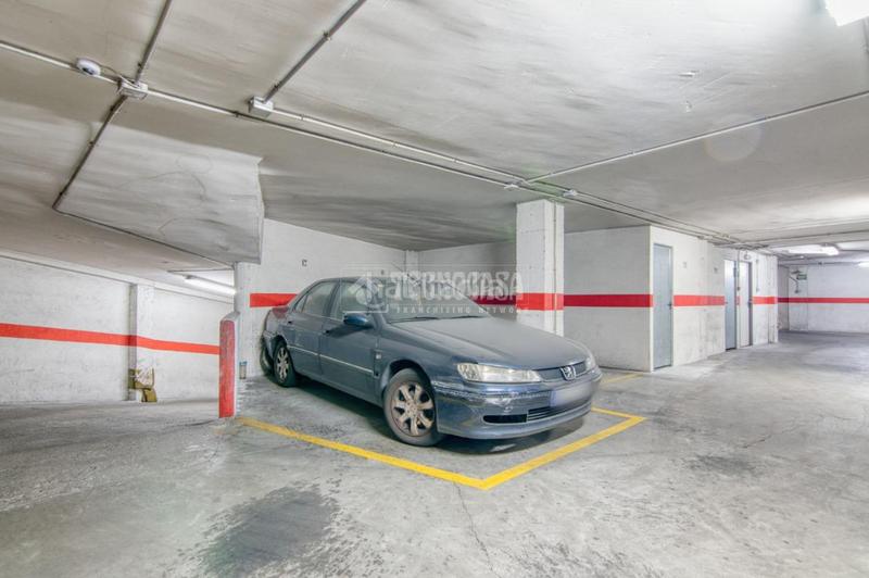 Foto 85d19827-ea29-42da-8d06-9f52aa1c917d. Location parking voiture dans Labradores Salamanca