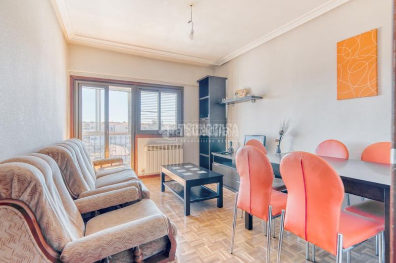 Foto 8c2868b8-af0e-4470-b5ef-385160e0fa93. Pis amb calefacció a Garrido Sur Salamanca