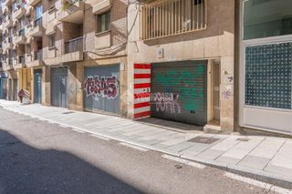 Aparcament cotxe a Garrido Sur. Boxplaza de garaje en venta en salamanca