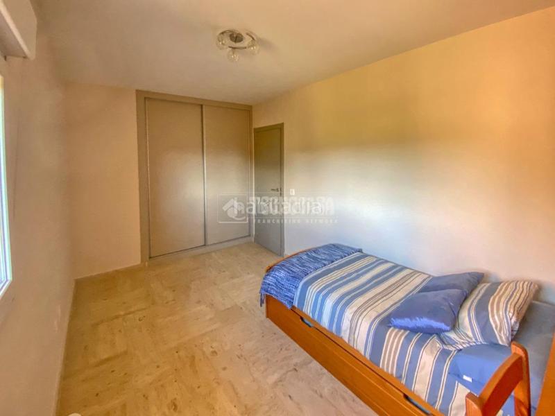 Foto 540d7979-46ce-42d2-9ed8-6d309c8e3edc. Casa  en venta en el espinar en Los Ángeles de San Rafael Espinar (El)