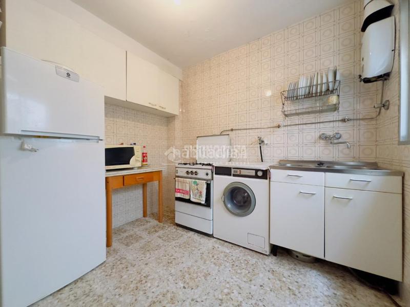 Foto 2f887246-7fe6-4a40-9fe9-accc465c7c5a. Casa a Escarabajosa de Cabezas