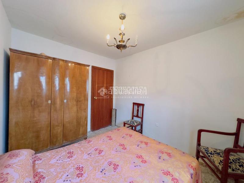 Foto 980a42be-5afd-4cc7-85fe-8ba67dd64cf1. Casa a Escarabajosa de Cabezas