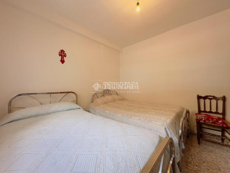 Foto e50b34cb-7349-4585-a569-2c885aea657d. Casa a Escarabajosa de Cabezas