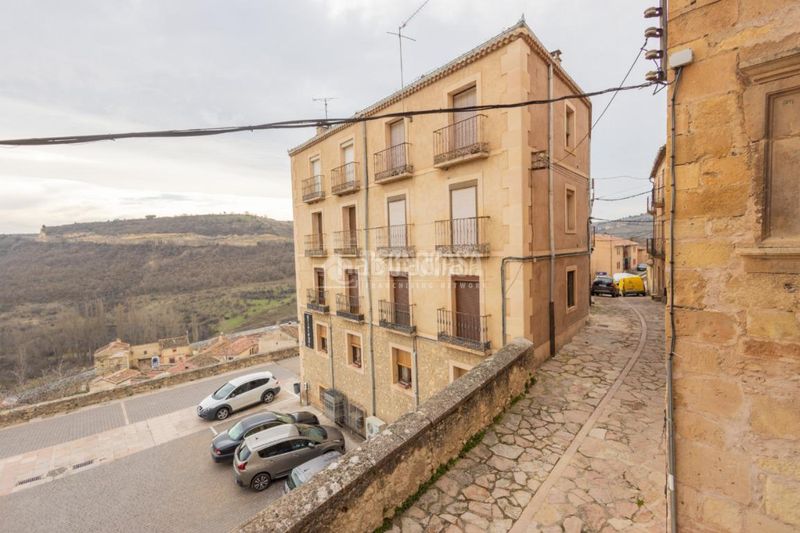 Foto 828c82df-3164-4273-81d8-40fa4e14e870. Casa a Sepúlveda