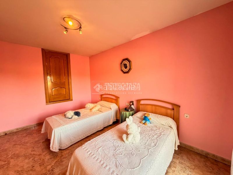 Foto 0f507e61-4d5a-4b5a-ae70-229a292c0f95. Casa a Sanchonuño