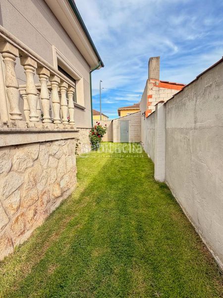 Foto b7ae1c32-bb2f-40bc-8808-5cd0d0c2cb2d. Casa a Sanchonuño