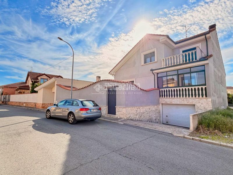 Foto df932f6a-0bf1-42e3-928f-dd90fb4df42b. Casa a Sanchonuño