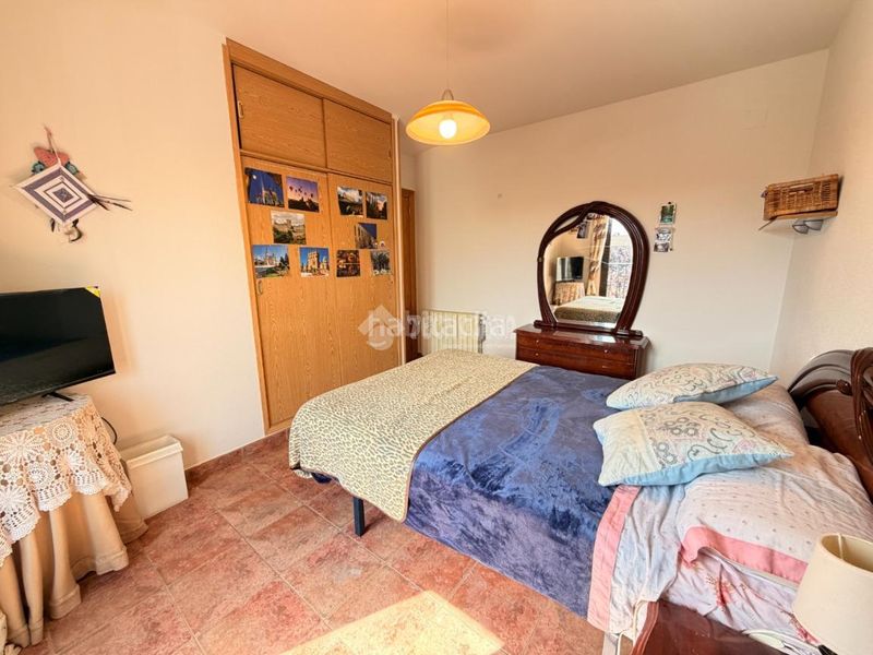 Foto 1c060e3e-1d39-46bd-8809-9a58db4a5e84. Casa amb calefacció aparcament a José Zorrilla - Padre Claret Segovia