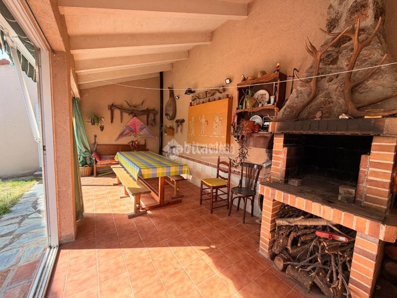 Foto 32a72ec4-788a-427f-93b1-38d2f29ffe0a. Casa amb calefacció aparcament a José Zorrilla - Padre Claret Segovia