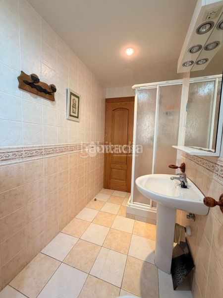Foto 396d0912-39bc-4286-8504-c4421043c530. Casa amb calefacció aparcament a José Zorrilla - Padre Claret Segovia