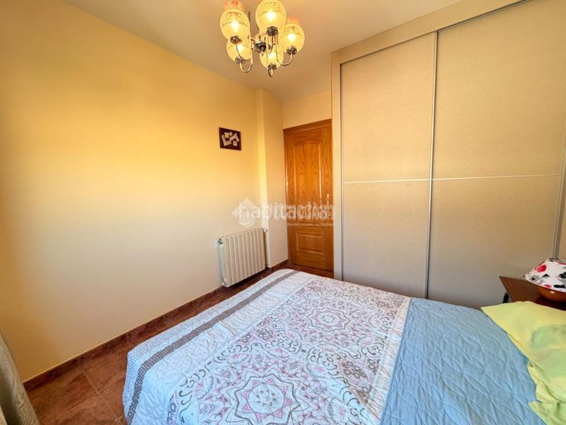 Foto ab23508f-6256-4642-bb36-7694a87cbe98. Casa amb calefacció aparcament a José Zorrilla - Padre Claret Segovia