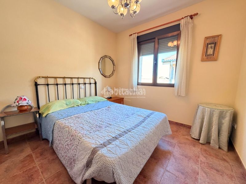 Foto ee85a136-6bb9-40b5-986e-f496552818ad. Casa amb calefacció aparcament a José Zorrilla - Padre Claret Segovia