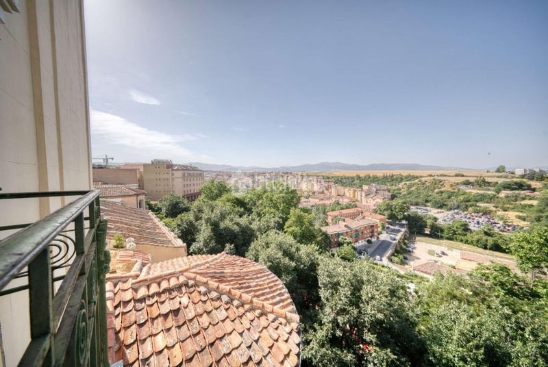 Foto 6def7483-8286-40fb-b7a7-f1254df5eba1. Pis a Centro Segovia