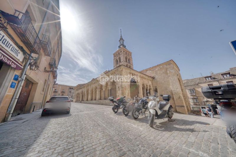 Foto b123d370-17a6-416f-b8b2-ae39bd9cdadc. Pis a Centro Segovia