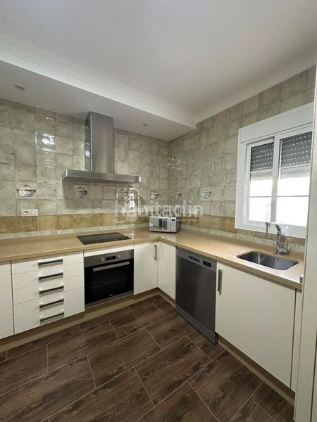 Foto 2c0e390f-0a46-4665-a43a-c73ddcce4fde. Piso  en venta en Arcos de la Frontera