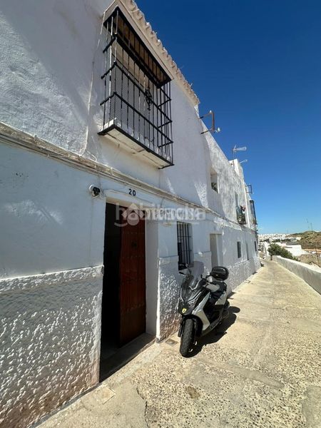 Foto abaa5eac-8e33-4246-92c9-43c8c8b8a8c9. Pis a Arcos de la Frontera