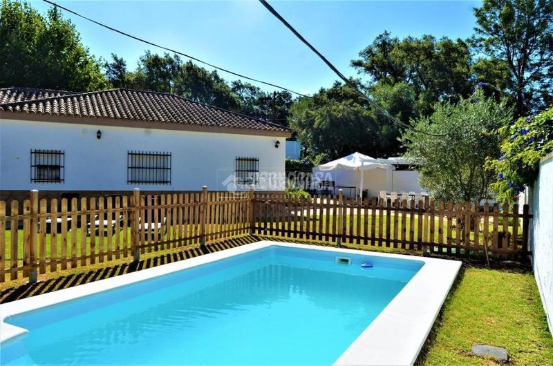 Foto 6f75ddff-5ab7-4cf6-8b29-d8c865783985. Casa  en venta en Arcos de la Frontera
