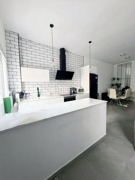 Foto cb8e2fd2-e55e-47a3-a52e-154ae1c7708d. Casa amb calefacció a Arcos de la Frontera