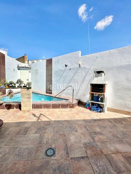 Foto 8d95b86a-1f61-4e90-9f7b-7e879496a81e. Casa amb piscina a Arcos de la Frontera