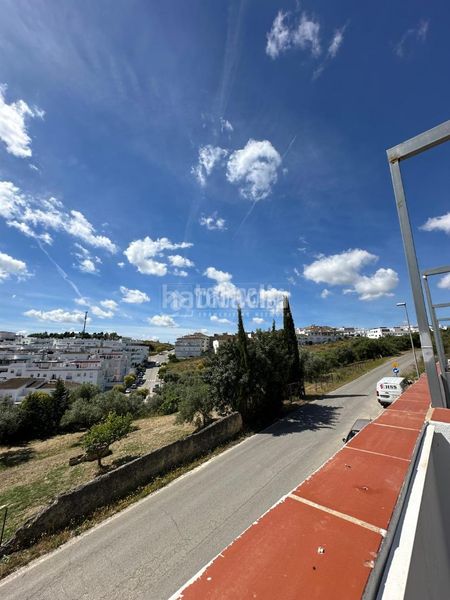Foto e8fb1855-1734-4aed-8f89-4dbbe0cb5837. Casa amb piscina a Arcos de la Frontera