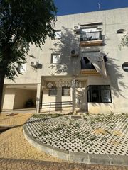 Etagenwohnung en Villamart�n. Piso en venta en villamart�n