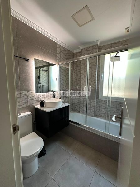 Foto 351b0209-2cb7-4246-880a-2e20532ed7d9. Piso  en venta en Arcos de la Frontera