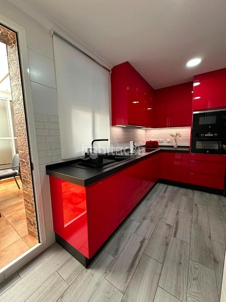 Foto 6909b6dd-5734-4a17-8114-a9abd5703df8. Piso  en venta en Arcos de la Frontera