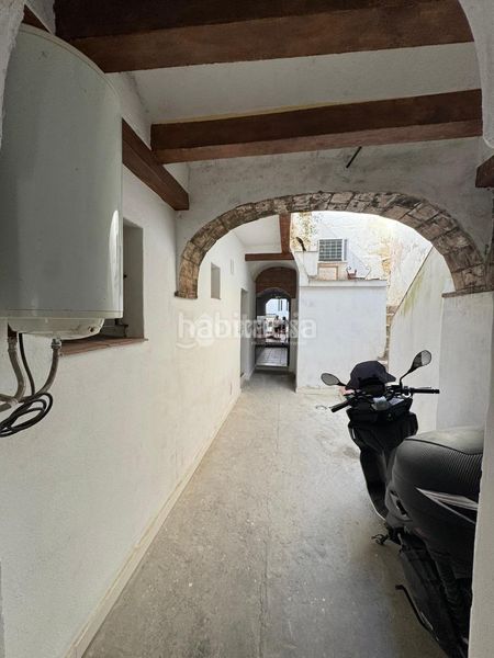 Foto 3966fd22-efbb-4f17-a53f-a429cfeab67a. Casa aparellada a Arcos de la Frontera