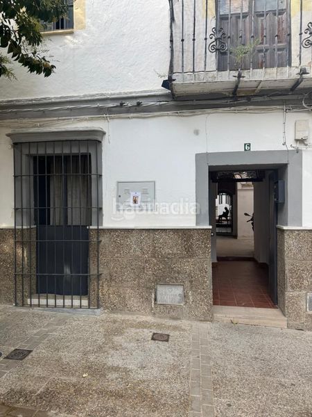 Foto 54603a01-ef52-4255-b510-00a2ef8817e6. Casa aparellada a Arcos de la Frontera