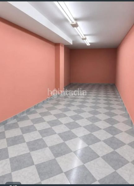 Foto d8b2e35e-24e8-4e4f-891f-c1cd5b5503a7. Local comercial a Arcos de la Frontera