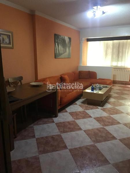 Foto 4933c7f0-9e82-4e80-965f-0b52d1abef35. Piso  en venta en Reyes Católicos Alcalá de Henares