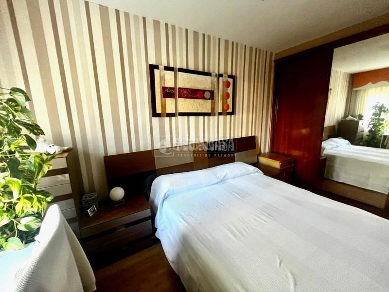 Foto 94ad400b-2dbb-4300-87c1-a15b29d47a8b. Appartamento con riscaldamento in Reyes Católicos Alcalá de Henares