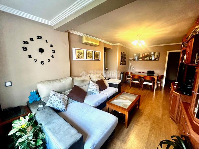 Foto c5b0bbd4-223f-4381-a22b-d7a5203ba610. Appartamento con riscaldamento in Reyes Católicos Alcalá de Henares