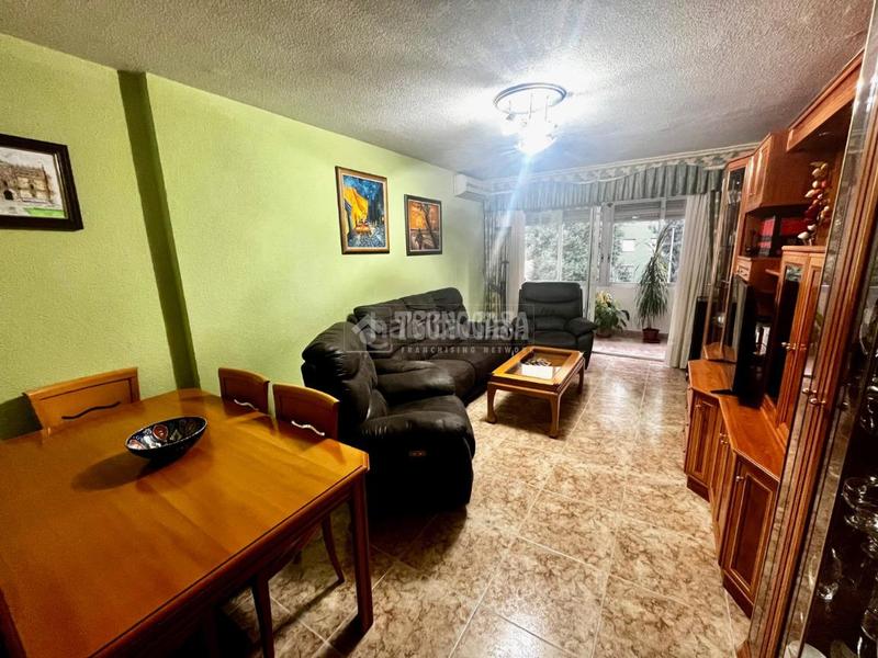 Foto 63f0f73f-6605-4a99-b1dc-e265af652e31. Appartamento con riscaldamento in Reyes Católicos Alcalá de Henares