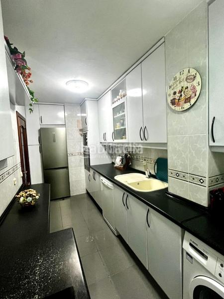 Foto f56db9e2-6056-4e4e-94ce-1848510609a0. Appartamento con riscaldamento in Reyes Católicos Alcalá de Henares