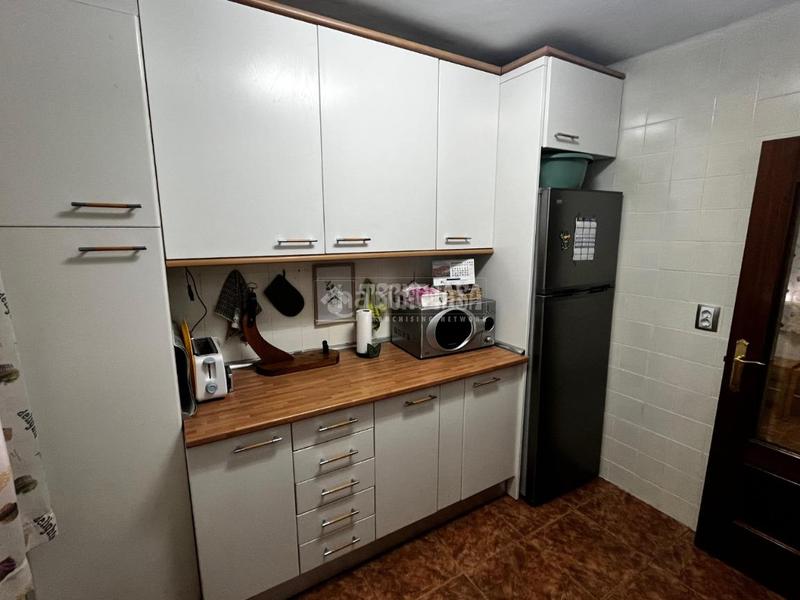 Foto b8db1f2d-a75a-40a0-ab65-e728afffc214. Appartamento in Reyes Católicos Alcalá de Henares