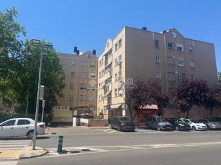 Autoparkplatz in Reyes Católicos. Boxplaza de garaje en venta en alcalá de henares