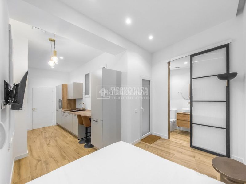 Foto e5c044ce-d45e-4625-bcab-12bc5f1e2616. Location studio avec chauffage dans Arapiles Madrid