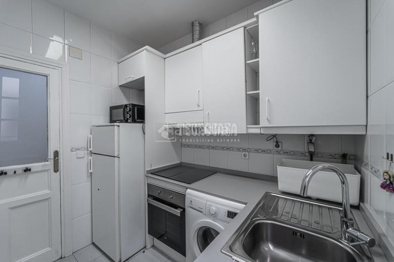 Foto c681fda1-29bc-40b8-aa06-a430b56c38fb. Alquiler piso  en alquiler en Trafalgar Madrid
