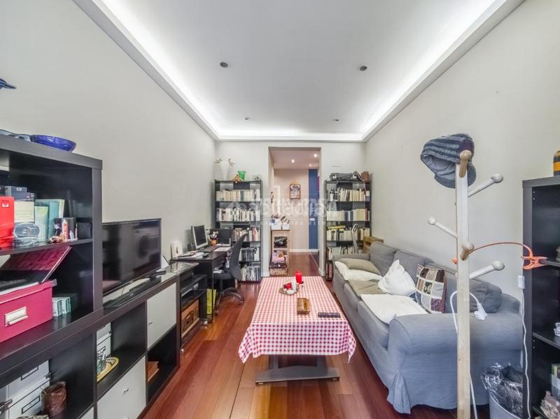 Foto 1f365b99-a8e7-4940-b4de-6867b42a9827. Piso  en venta en Trafalgar Madrid