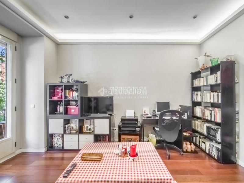 Foto 3a671a24-3a3e-4f68-9b2f-e9193b604f36. Piso  en venta en Trafalgar Madrid